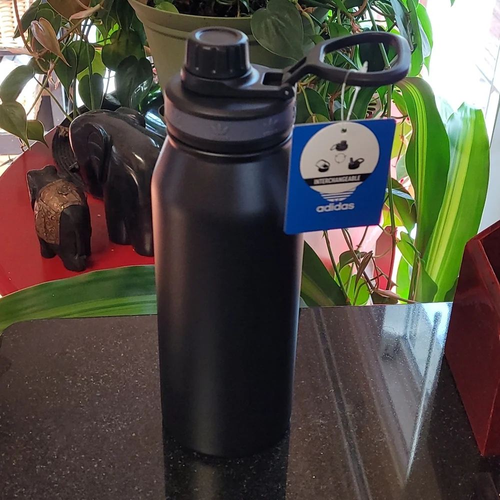 Adidas Metal Bottle - Picture 2 of 11
